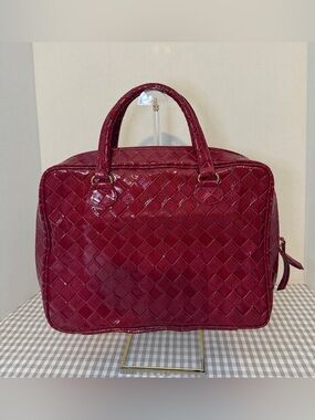 Estée Lauder Red Glossy Patent Faux Woven Leather Beauty Bag
